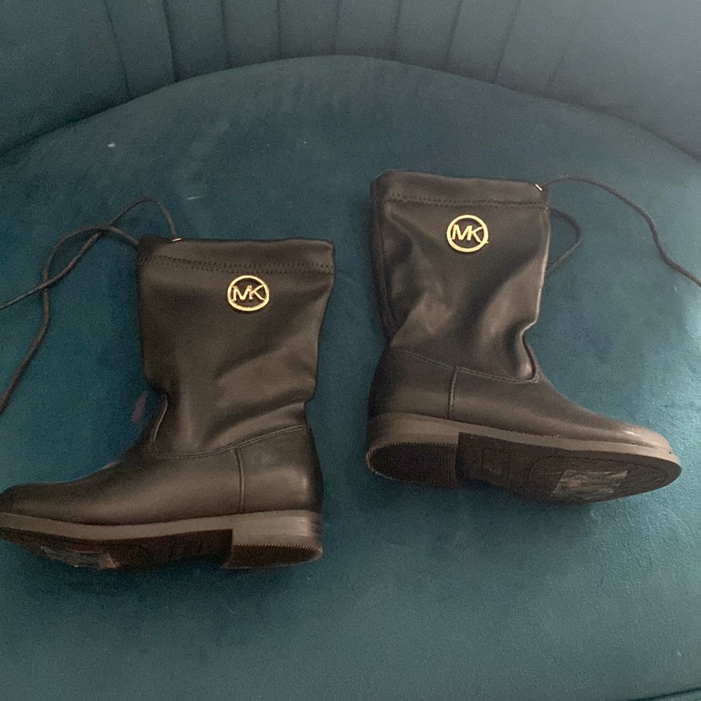 Little girls Micheal Kors boots